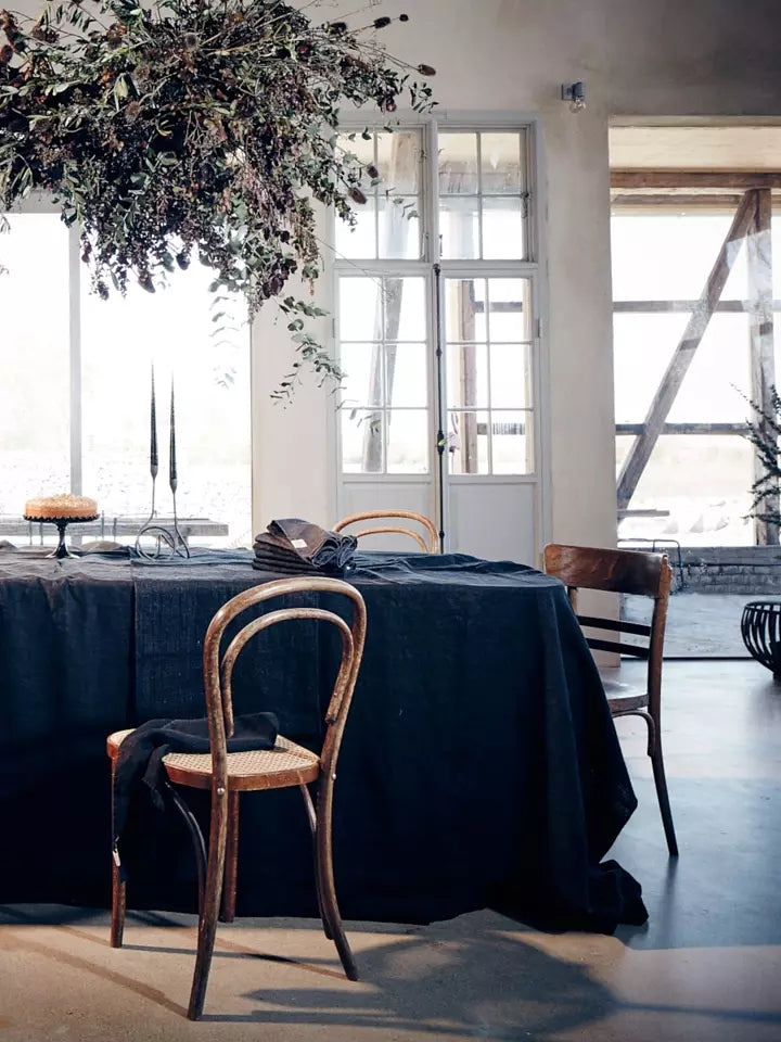 Lovely Linen Tischdecke 100x100 cm Schwarz Black Leinen