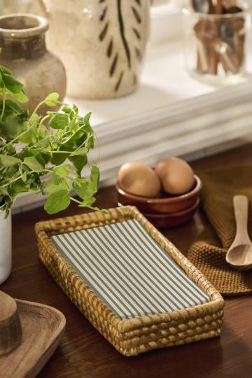 IB Laursen Servietten Streifen schmal grün länglich