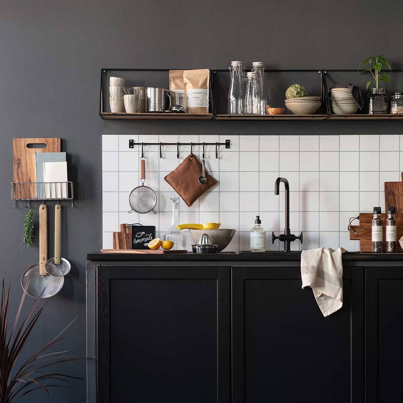 IB Laursen Hakenleiste flexibel schwarz Haken 50 cm