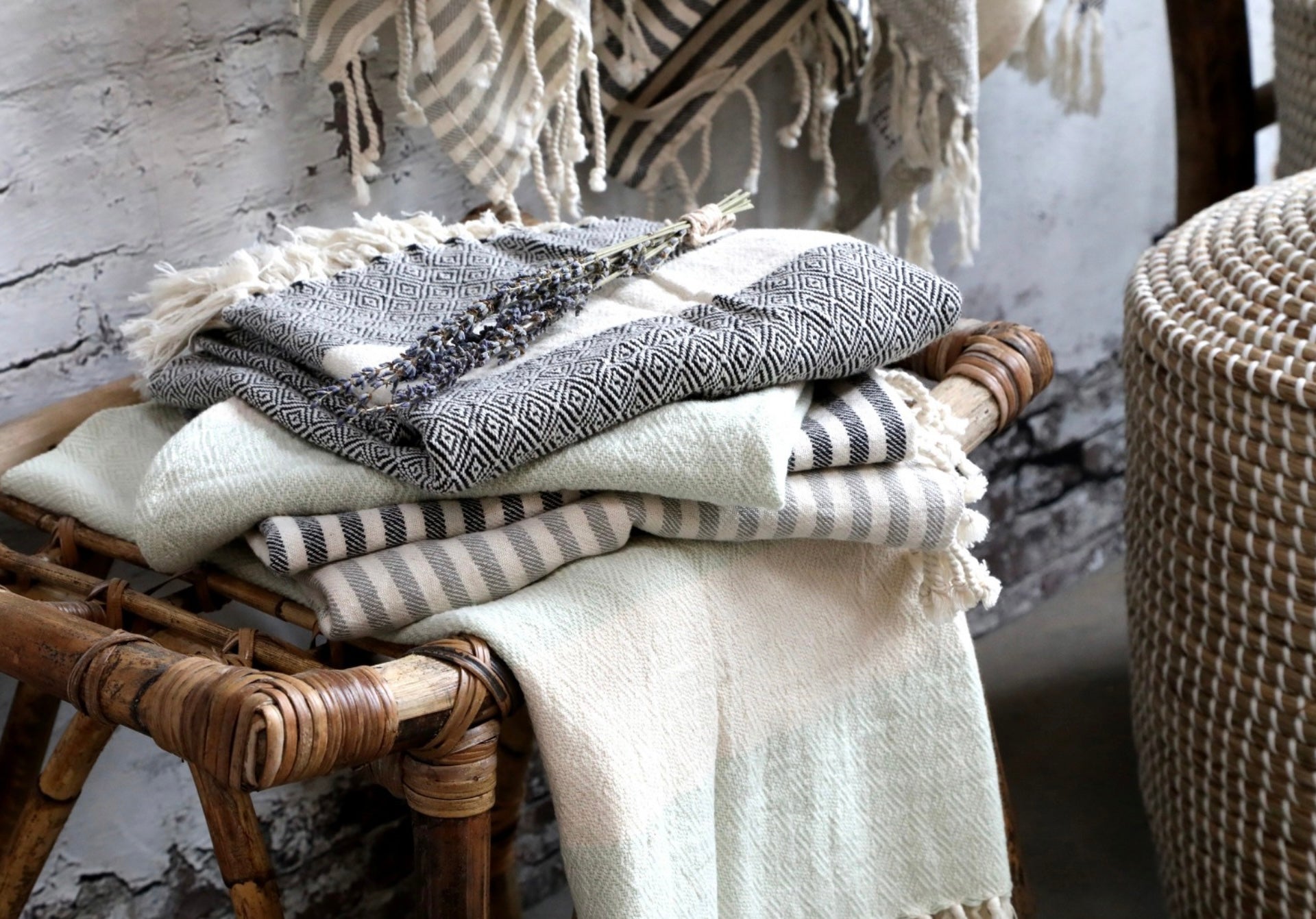 Chic Antique Strandtuch Badetuch Hammam dunkelgrau 180 x 90 cm