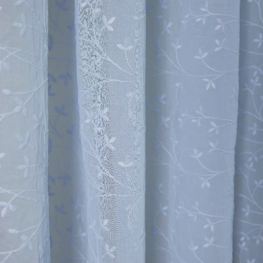 Lene Bjerre Gardine Eloise Hellblau 250 x 140 cm Stickerei