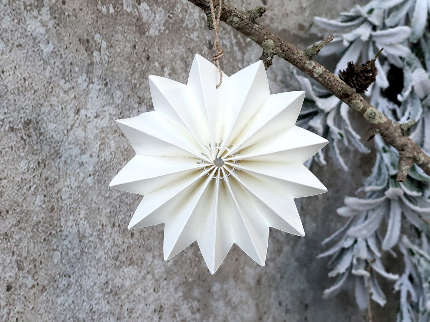 Chic Antic Stern Ornament Papier 10 cm offwhite weiß