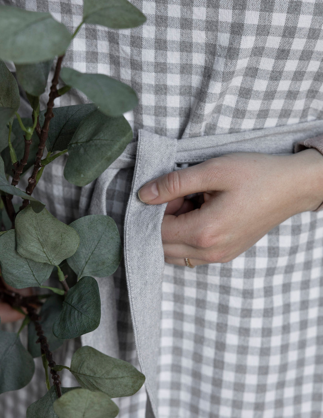 Storefactory Schürze Kochschürze Backen Rutan hellgrau