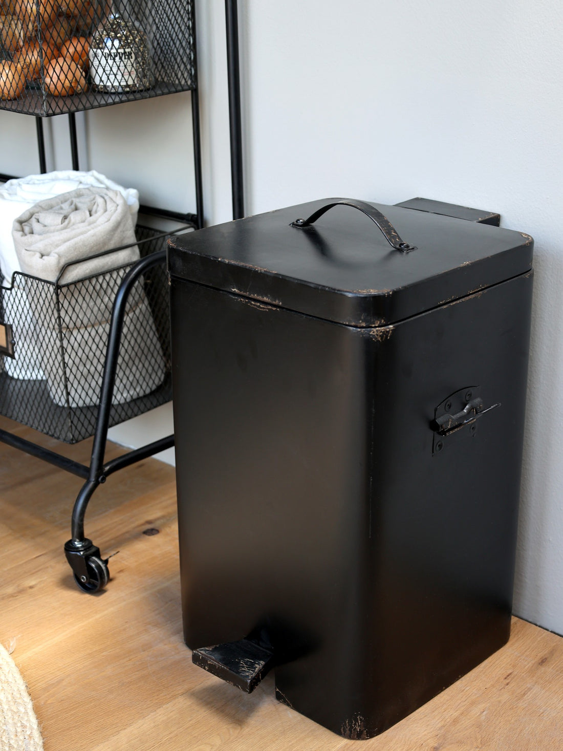 Chic Antique Factory Mülleimer Treteimer 50 cm Schwarz Black