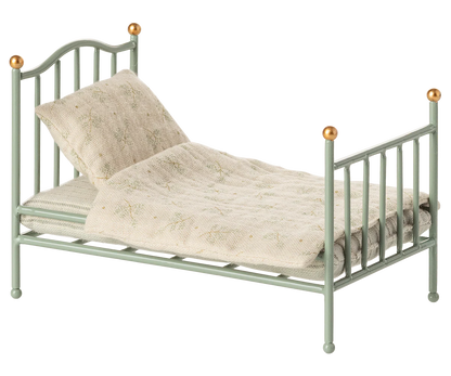 Maileg Bett Maus Metall Mint 13 cm