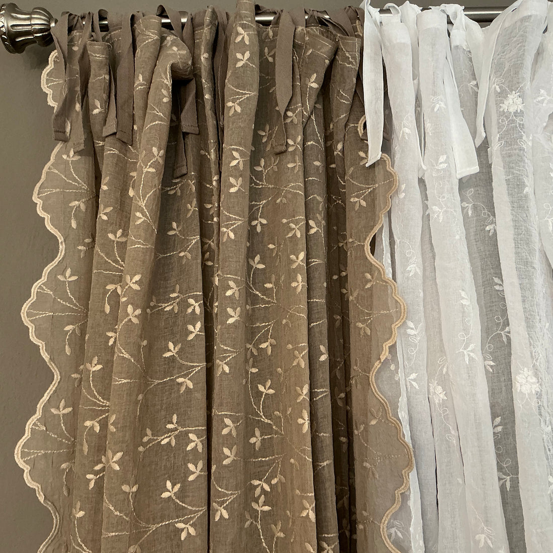 Lene Bjerre Eloise Vorhang Dunkelbeige 250x160 cm Sickerei