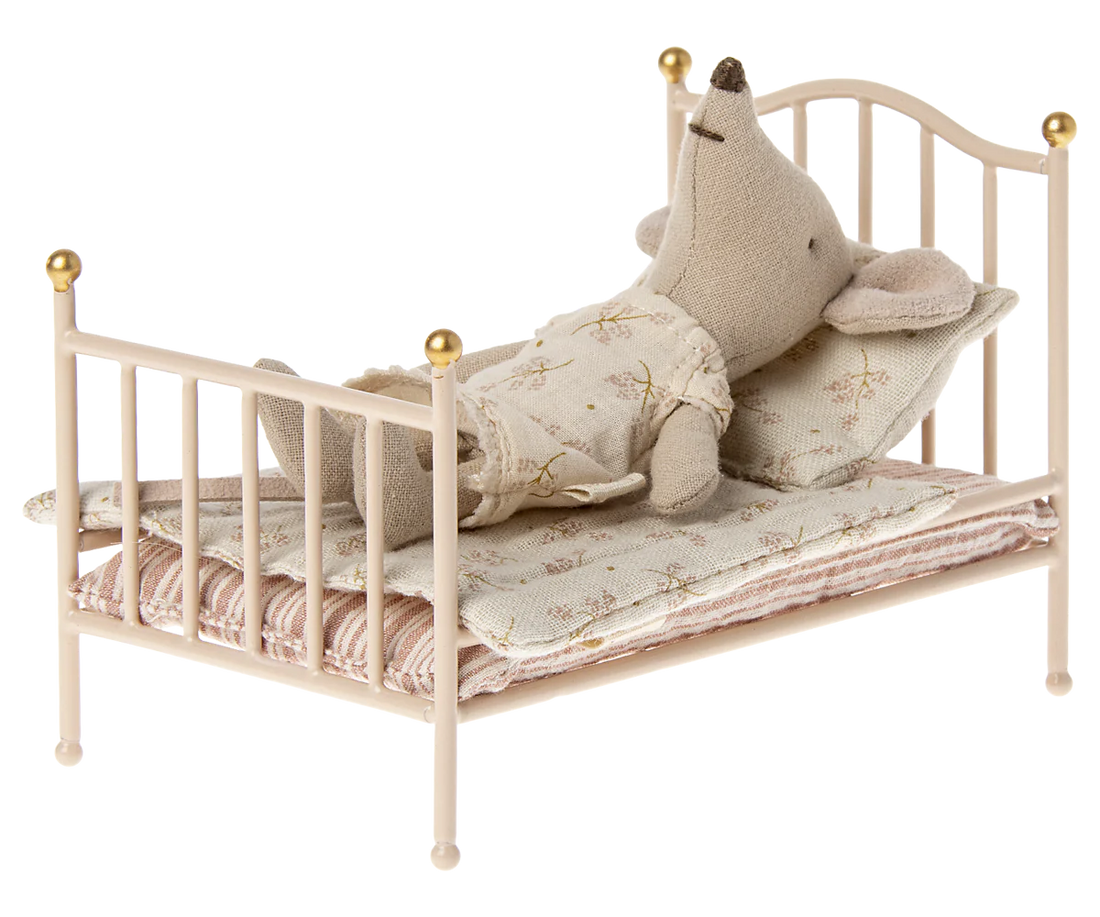 Maileg Bett Metall Maus 12,5 cm Rose Vintage
