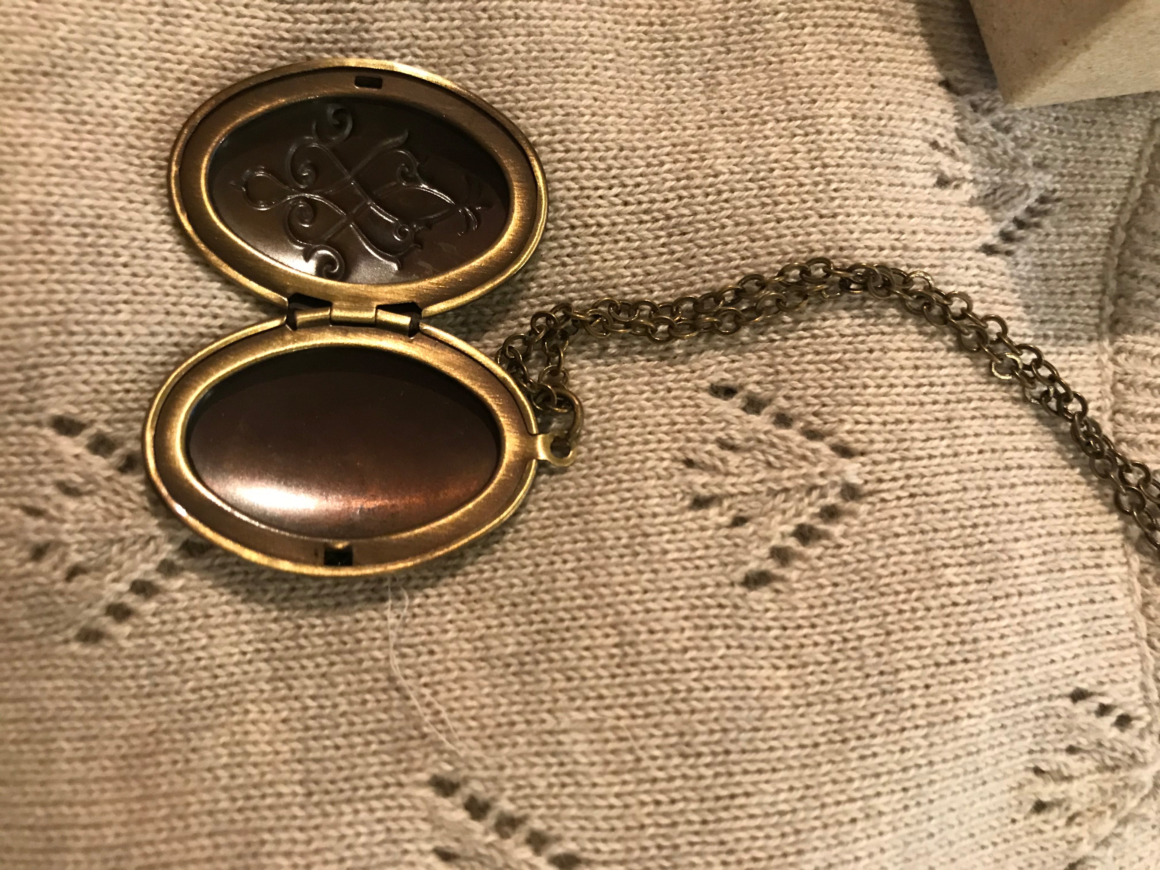 Jeanne d Arc Living Kette Antikgold Medallion 90 cm